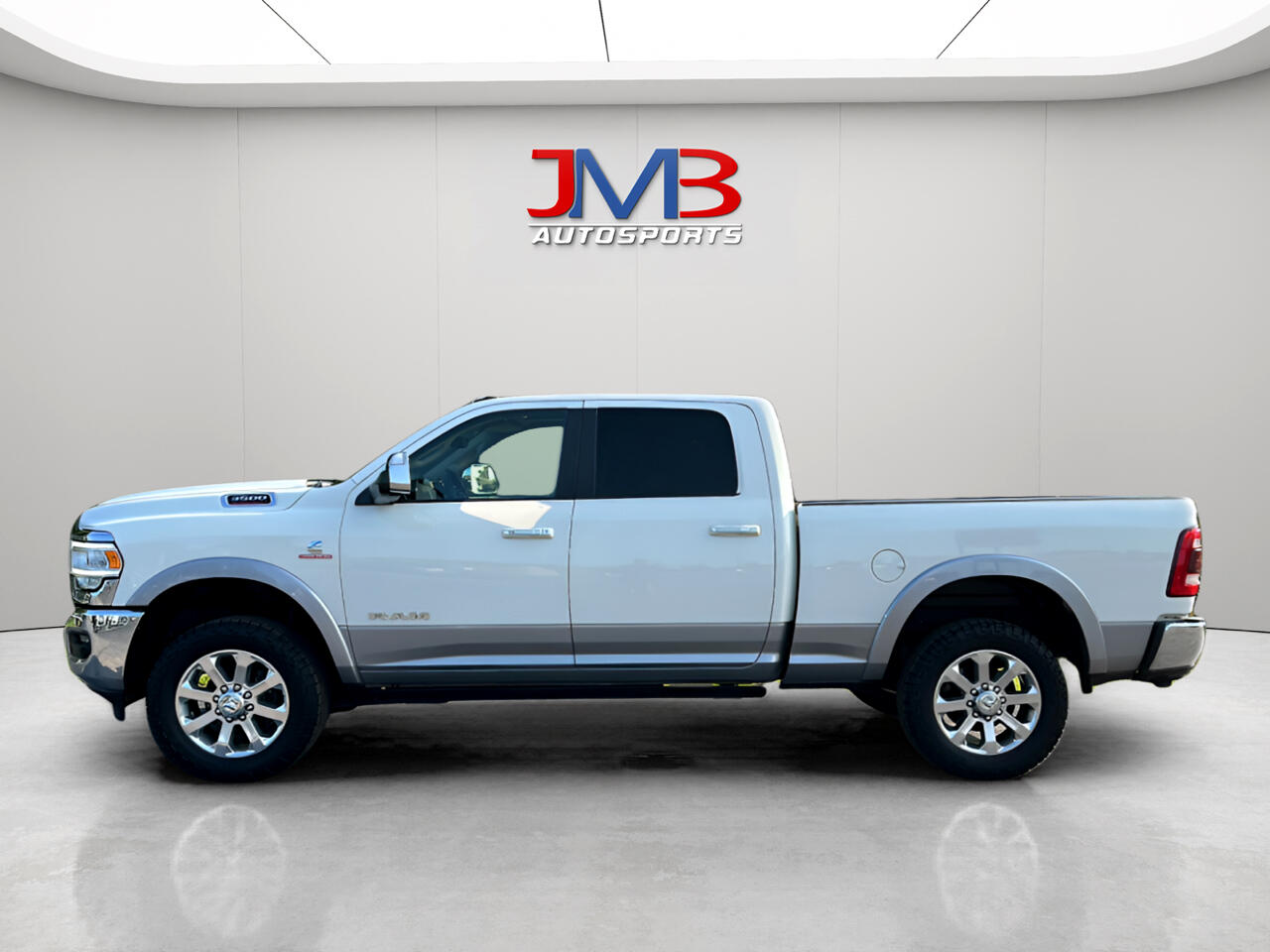 RAM 3500 Laramie Crew Cab SWB 4WD 2019 RAM 3500 Laramie Crew Cab SWB 4WD 2019