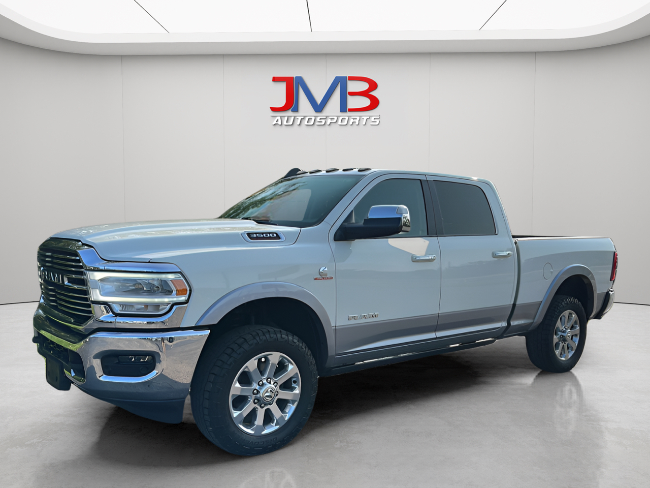 RAM 3500 Laramie Crew Cab SWB 4WD 2019 RAM 3500 Laramie Crew Cab SWB 4WD 2019