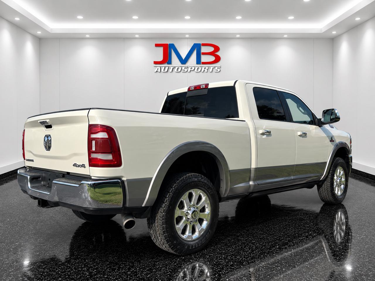 RAM 3500 Laramie Crew Cab SWB 4WD 2019