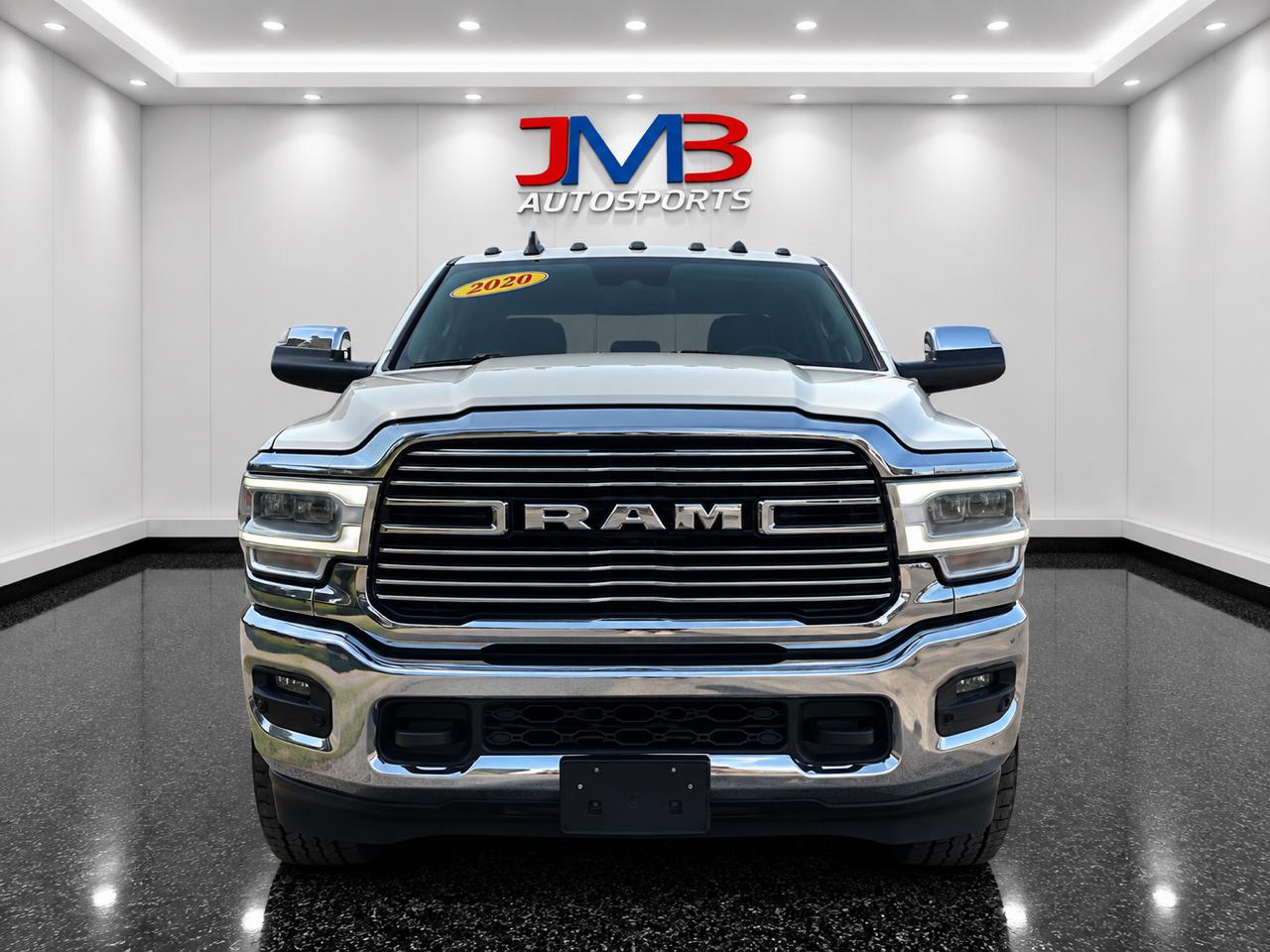 RAM 3500 Laramie Crew Cab SWB 4WD 2019