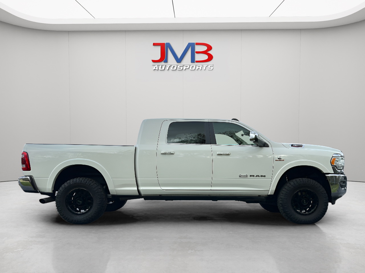 RAM 3500 Longhorn Mega Cab 4WD 2019 RAM 3500 Longhorn Mega Cab 4WD 2019