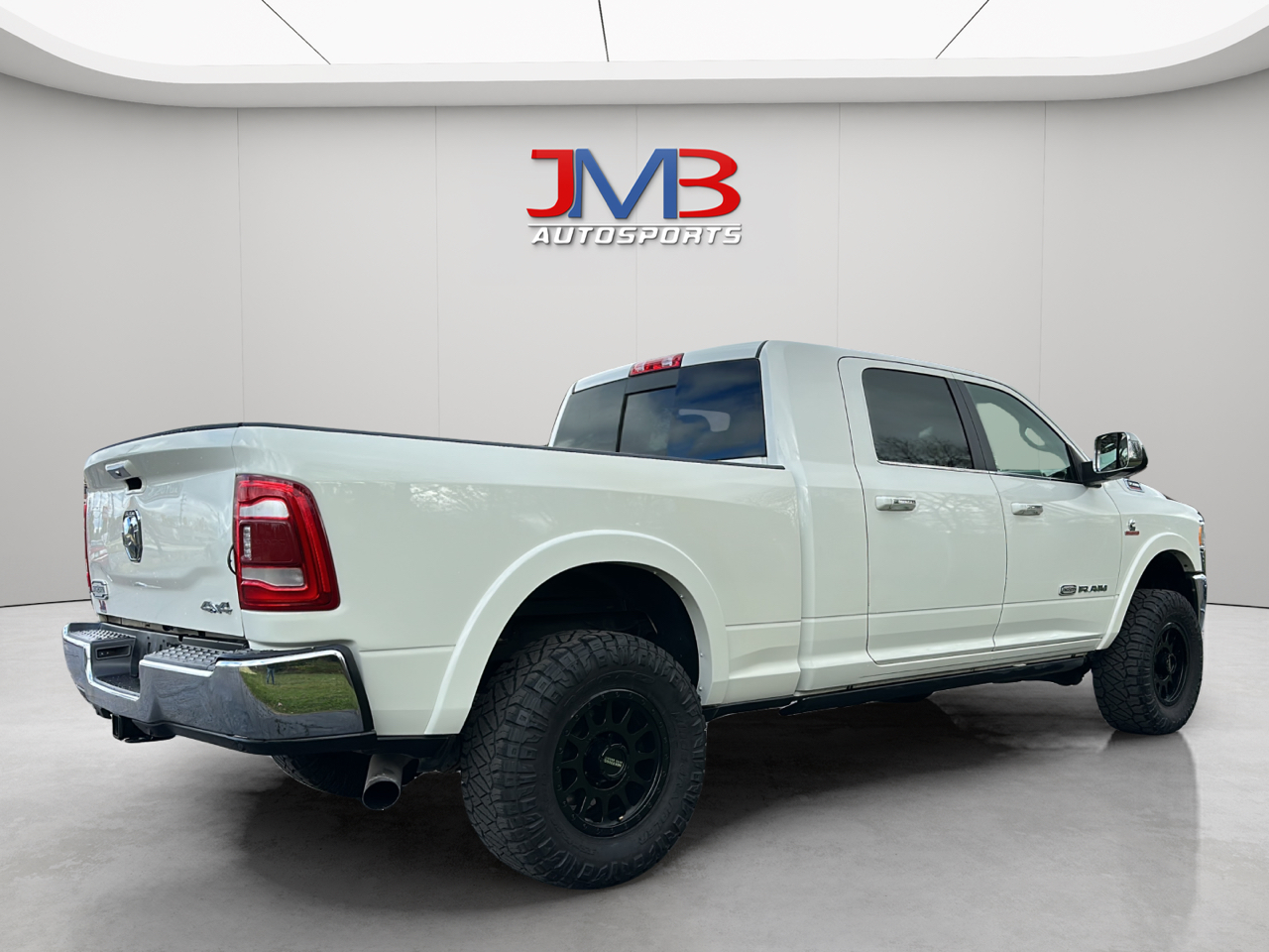 RAM 3500 Longhorn Mega Cab 4WD 2019 RAM 3500 Longhorn Mega Cab 4WD 2019