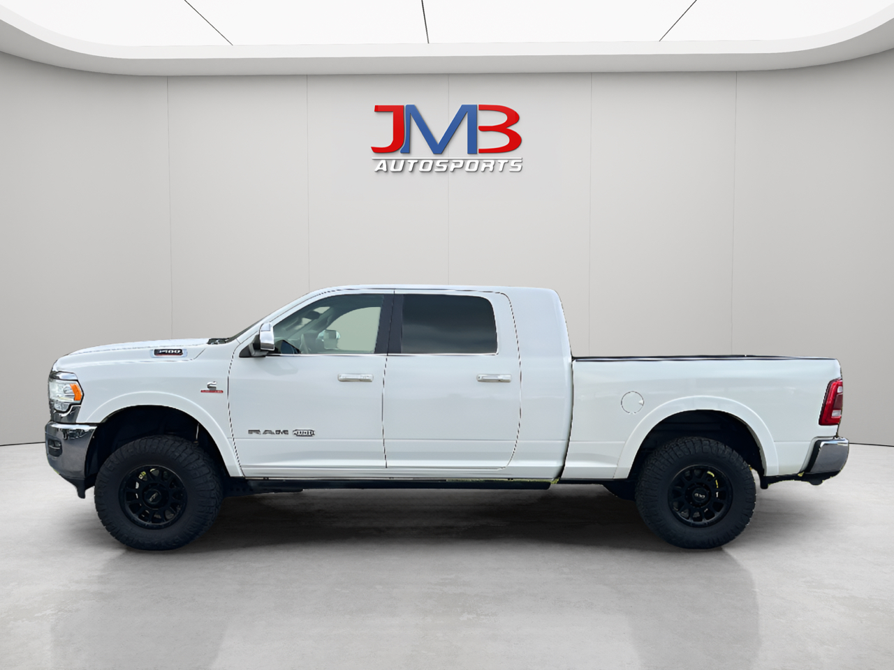 RAM 3500 Longhorn Mega Cab 4WD 2019 RAM 3500 Longhorn Mega Cab 4WD 2019