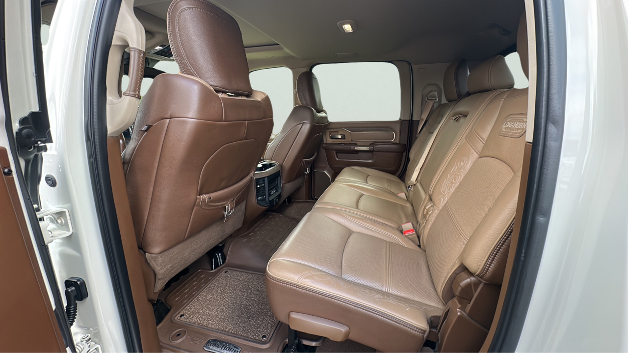 RAM 3500 Longhorn Mega Cab 4WD 2019 RAM 3500 Longhorn Mega Cab 4WD 2019