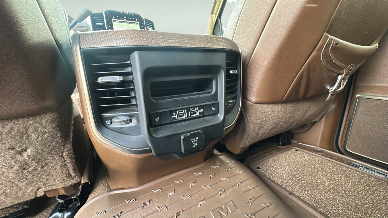 RAM 3500 Longhorn Mega Cab 4WD 2019 RAM 3500 Longhorn Mega Cab 4WD 2019