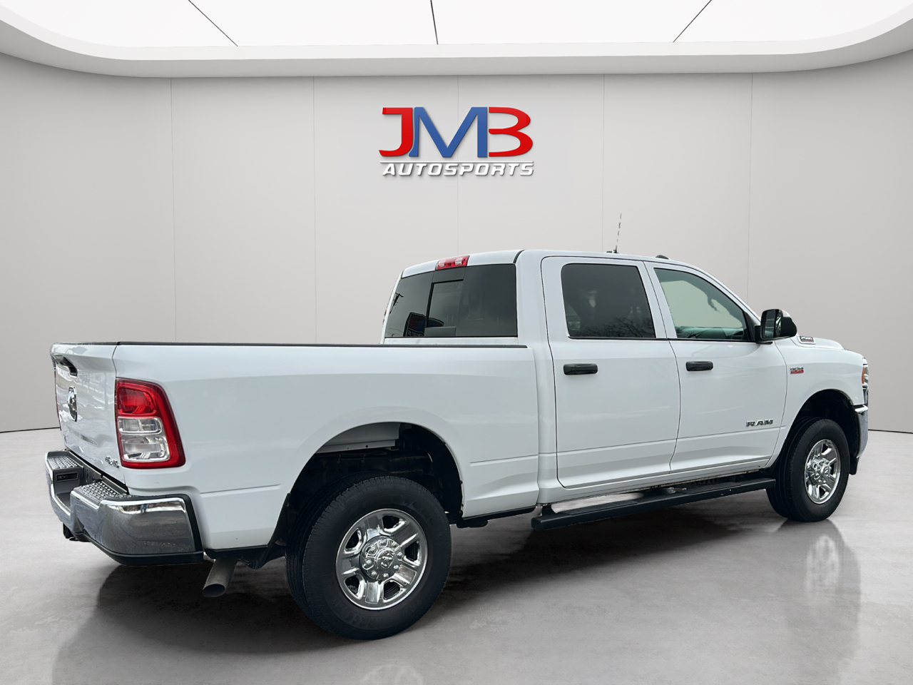 RAM 2500 Tradesman Crew Cab SWB 4WD 2021