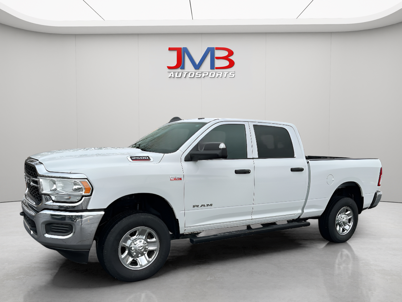 RAM 2500 Tradesman Crew Cab SWB 4WD 2021