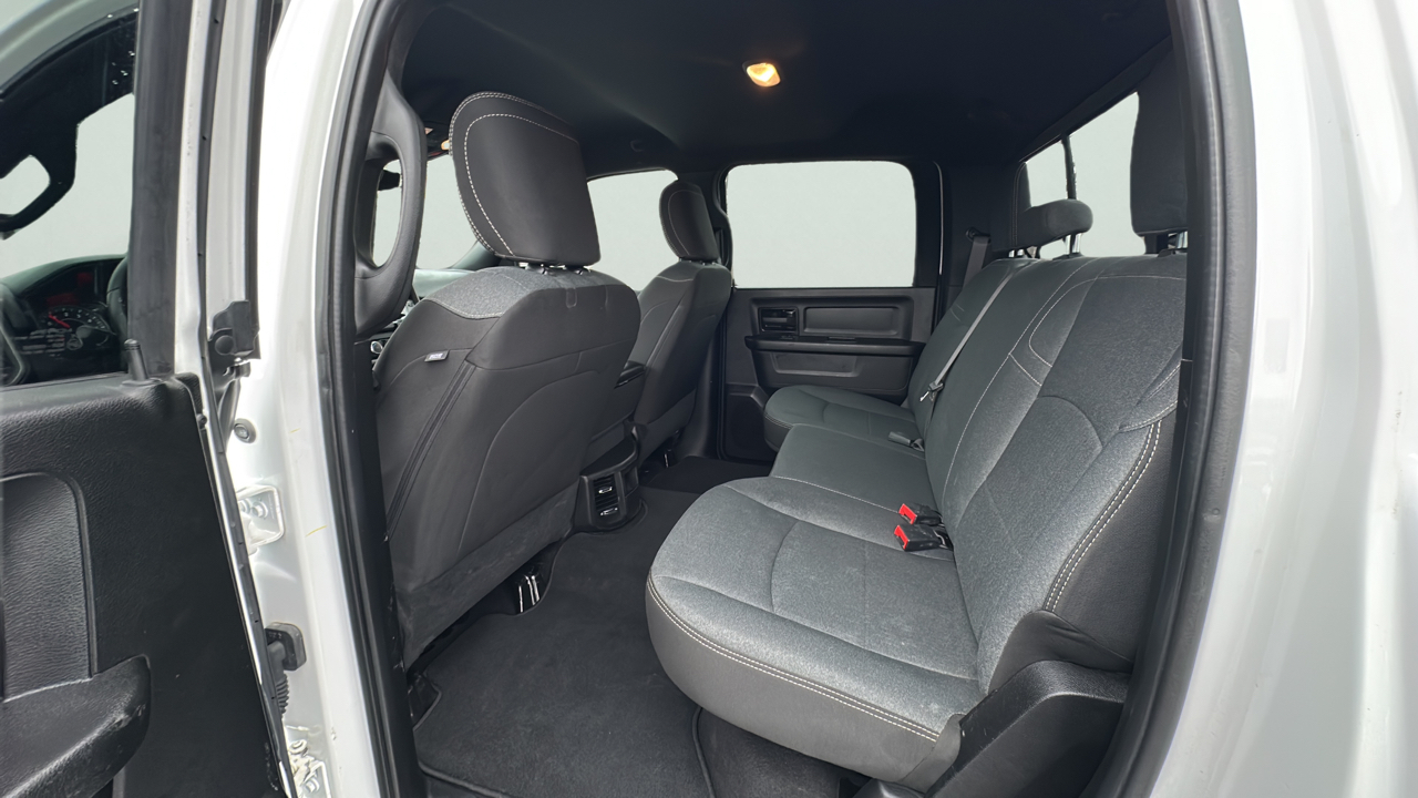 RAM 2500 Tradesman Crew Cab SWB 4WD 2021
