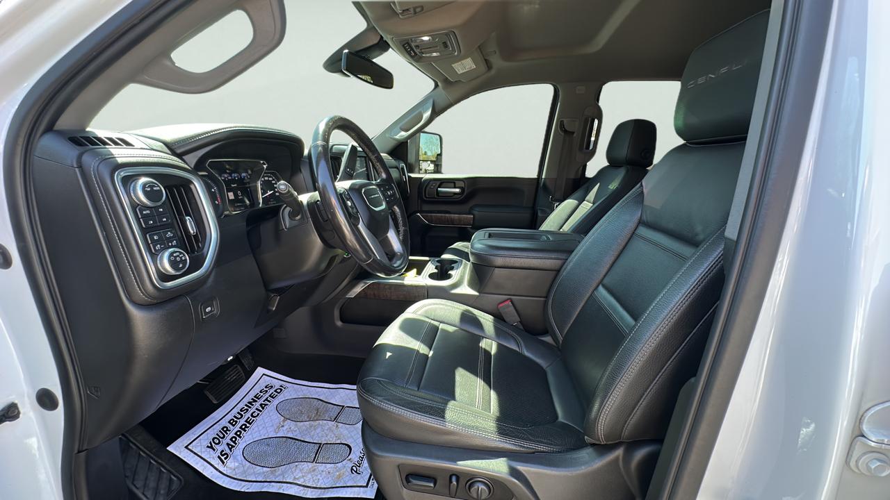 GMC Sierra 2500HD Denali Crew Cab 4WD 2021