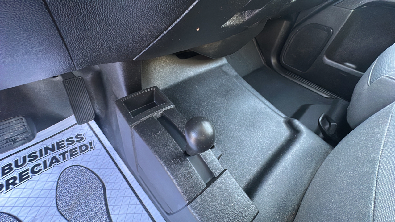 GMC Sierra 2500HD Base Crew Cab Long Box 4WD 2019