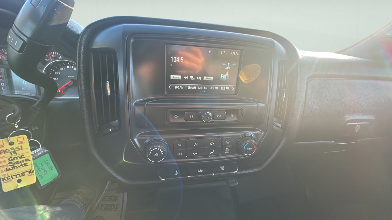 GMC Sierra 2500HD Base Crew Cab Long Box 4WD 2019