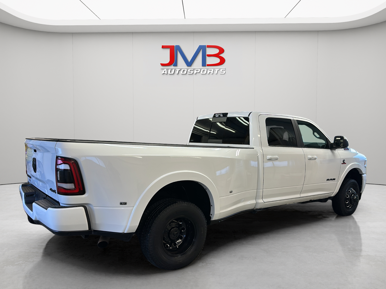 RAM 3500 Laramie Crew Cab LWB 4WD DRW 2021