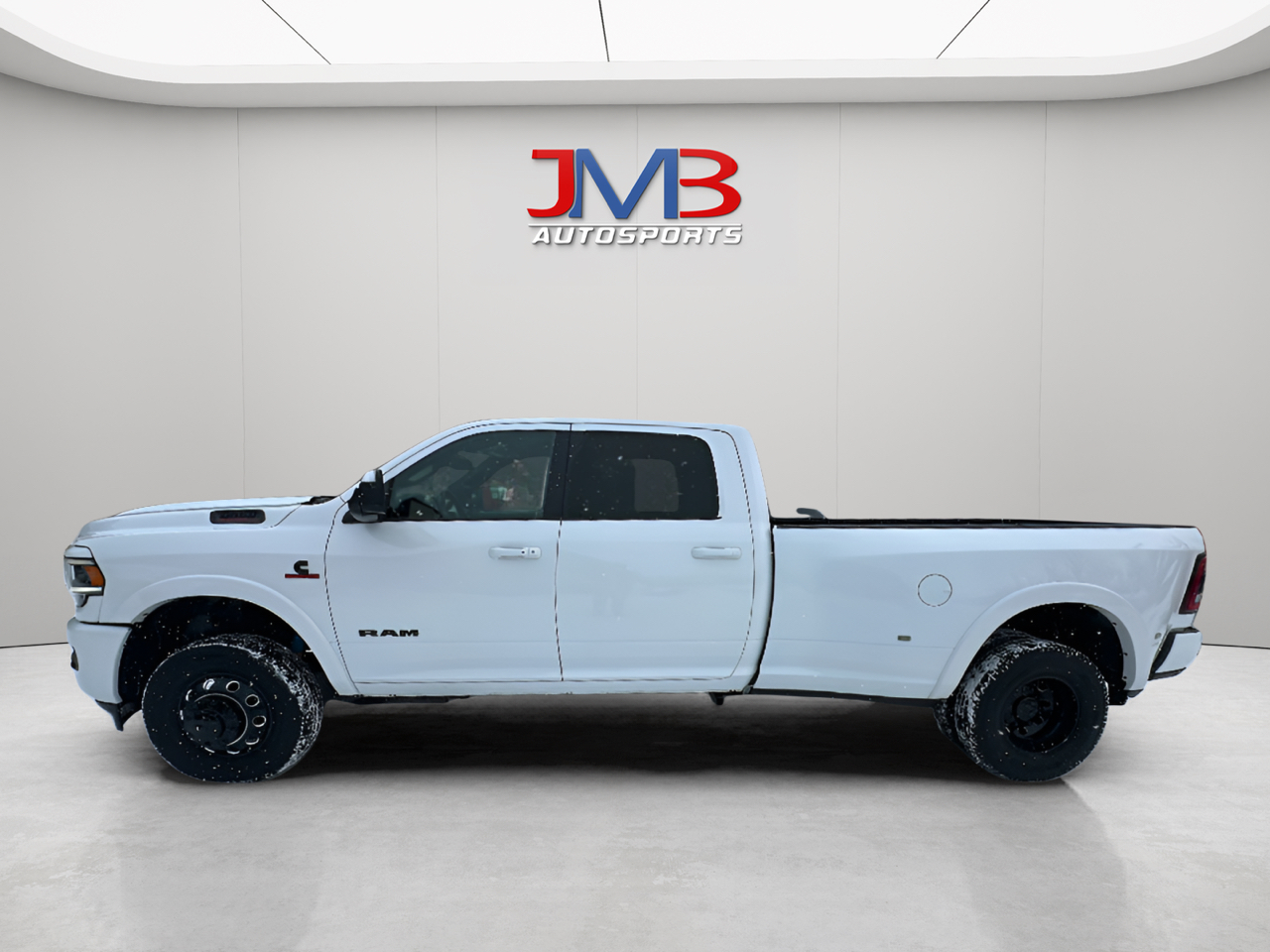 RAM 3500 Laramie Crew Cab LWB 4WD DRW 2021