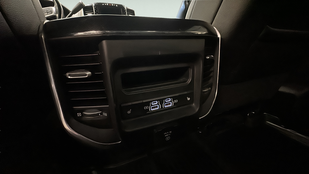 RAM 3500 Laramie Crew Cab LWB 4WD DRW 2021