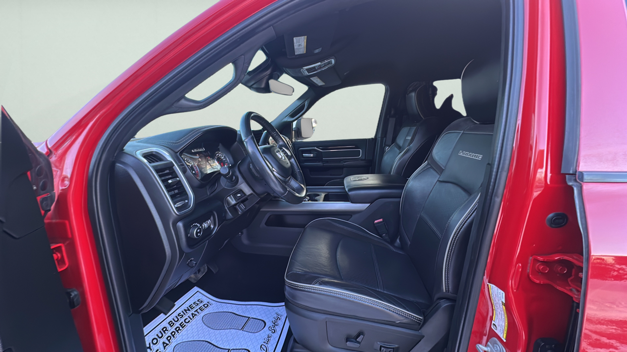 RAM 2500 Laramie Mega Cab 4WD 2020