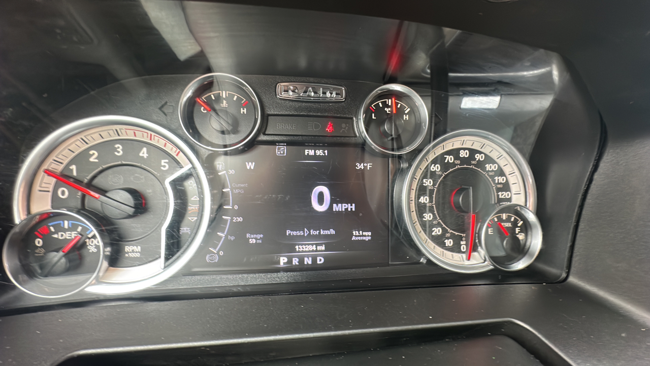 RAM 3500 SLT Crew Cab SWB 4WD 2018