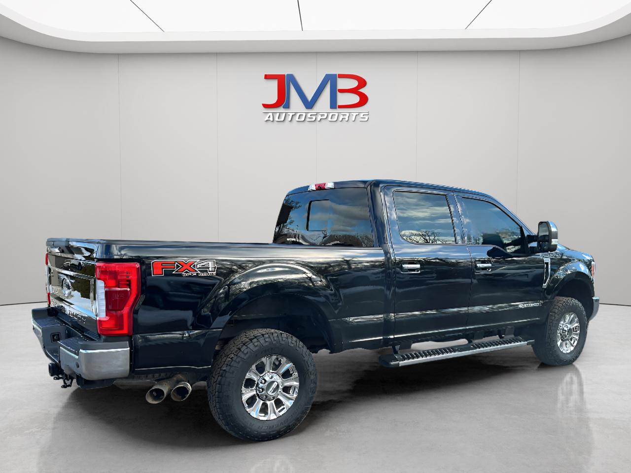 Ford F-250 SD Lariat Crew Cab 4WD 2017