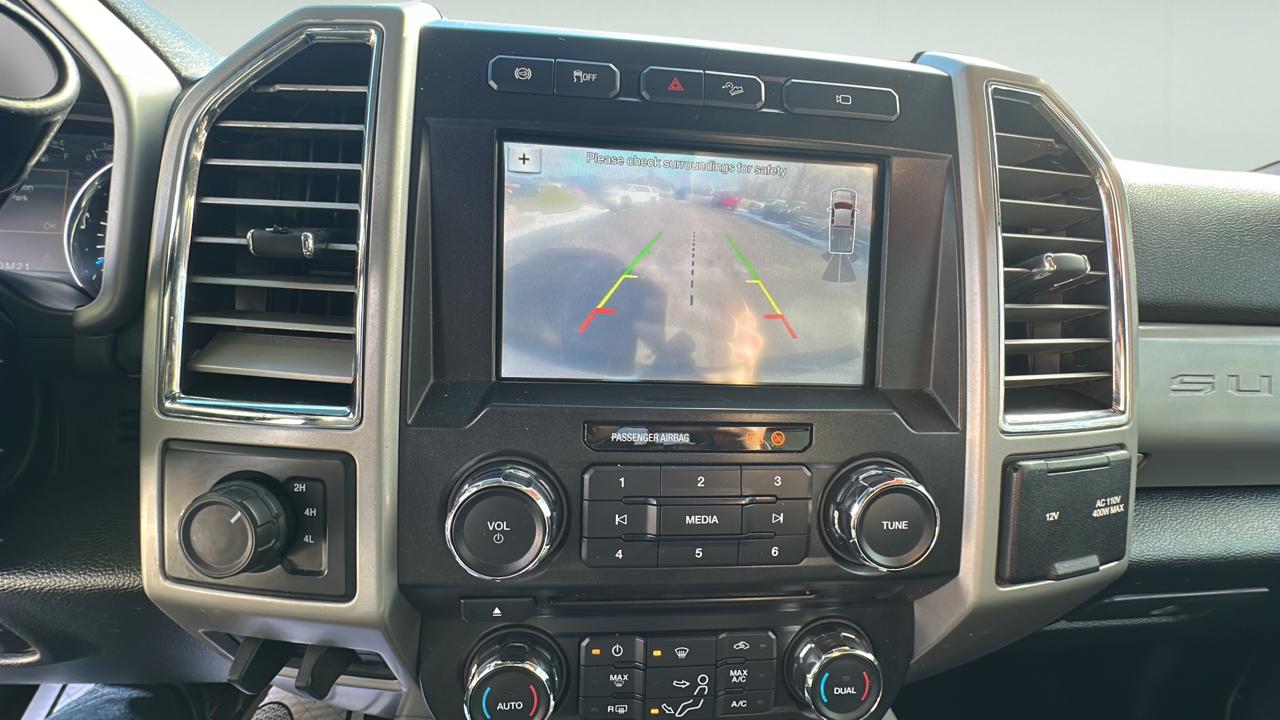 Ford F-250 SD Lariat Crew Cab 4WD 2017