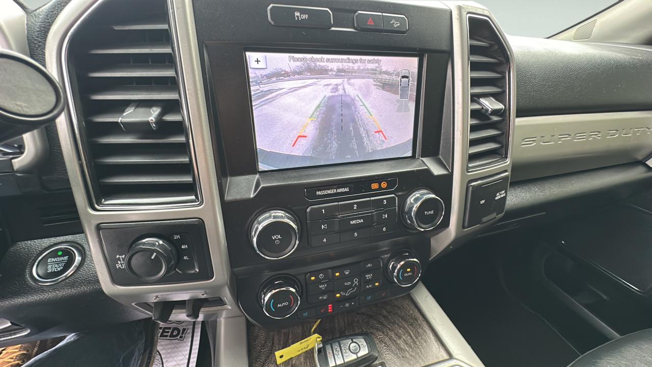 Ford F-250 SD Lariat Crew Cab 4WD 2019