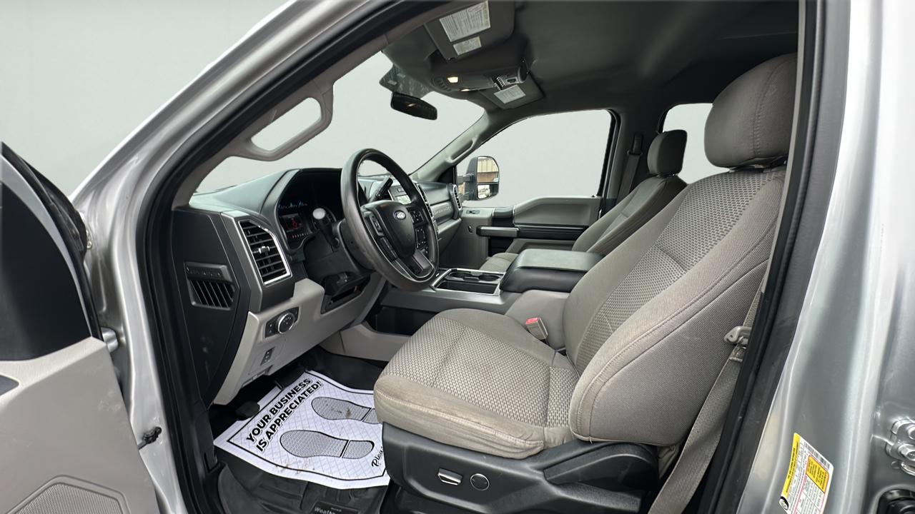 Ford F-450 SD XLT Crew Cab DRW 4WD 2018