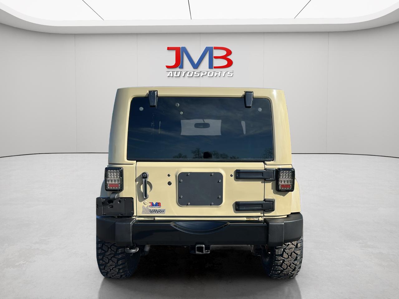 Jeep Wrangler Sahara 4WD 2014