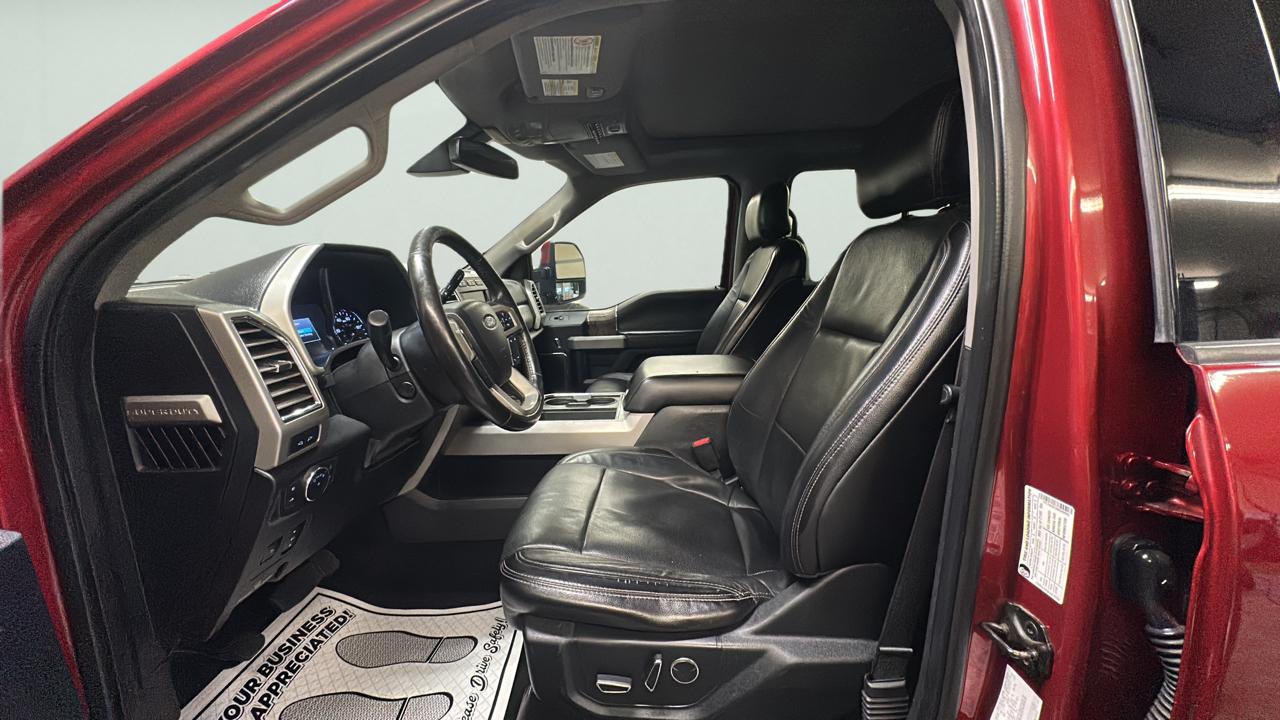 Ford F-250 SD Lariat Crew Cab 4WD 2017