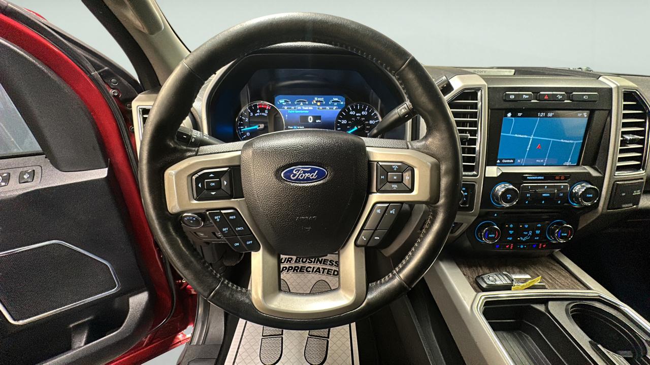 Ford F-250 SD Lariat Crew Cab 4WD 2017