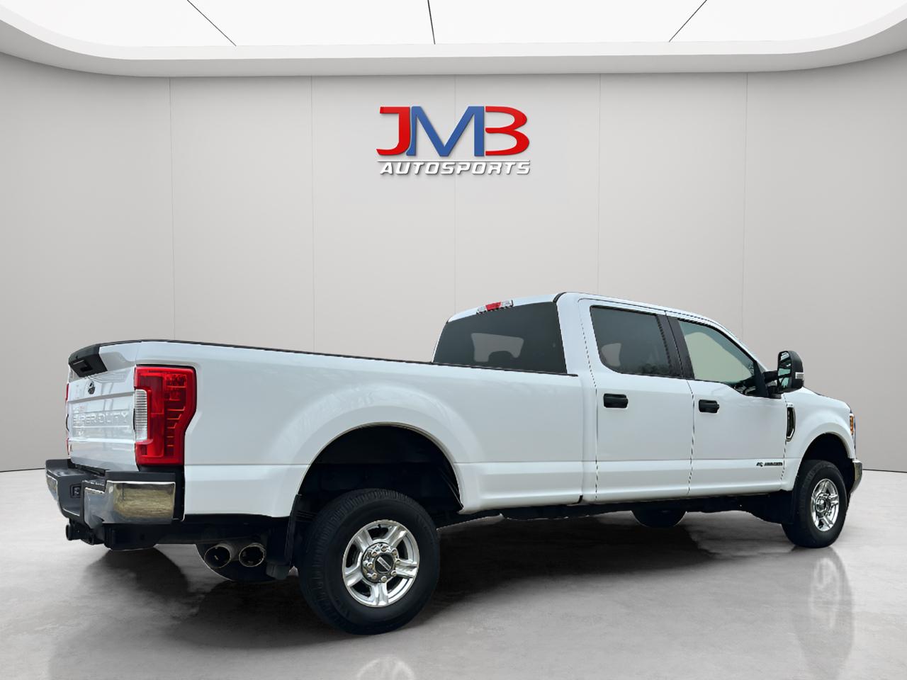 Ford F-250 SD XLT Crew Cab Long Bed 4WD 2017