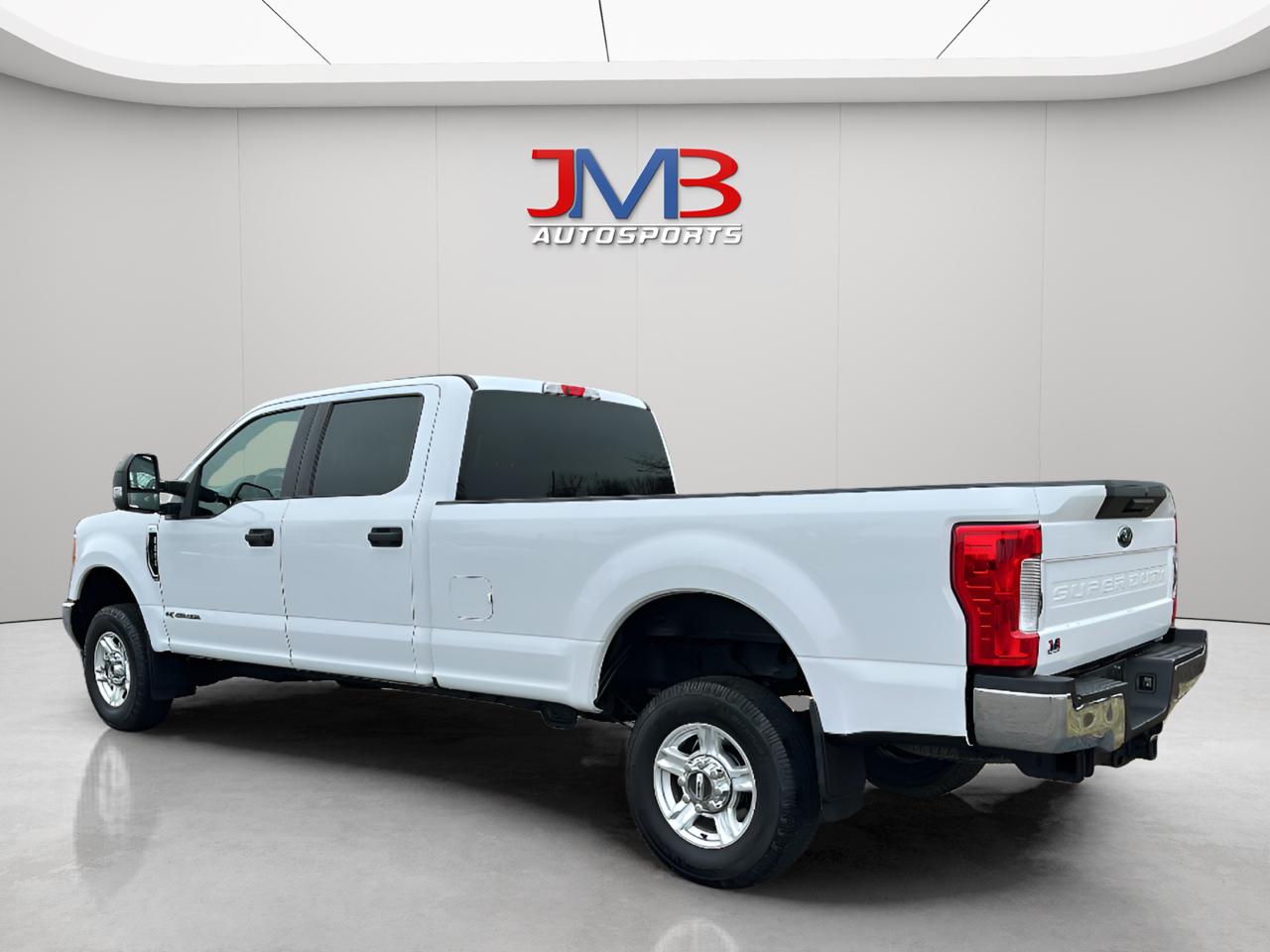 Ford F-250 SD XLT Crew Cab Long Bed 4WD 2017