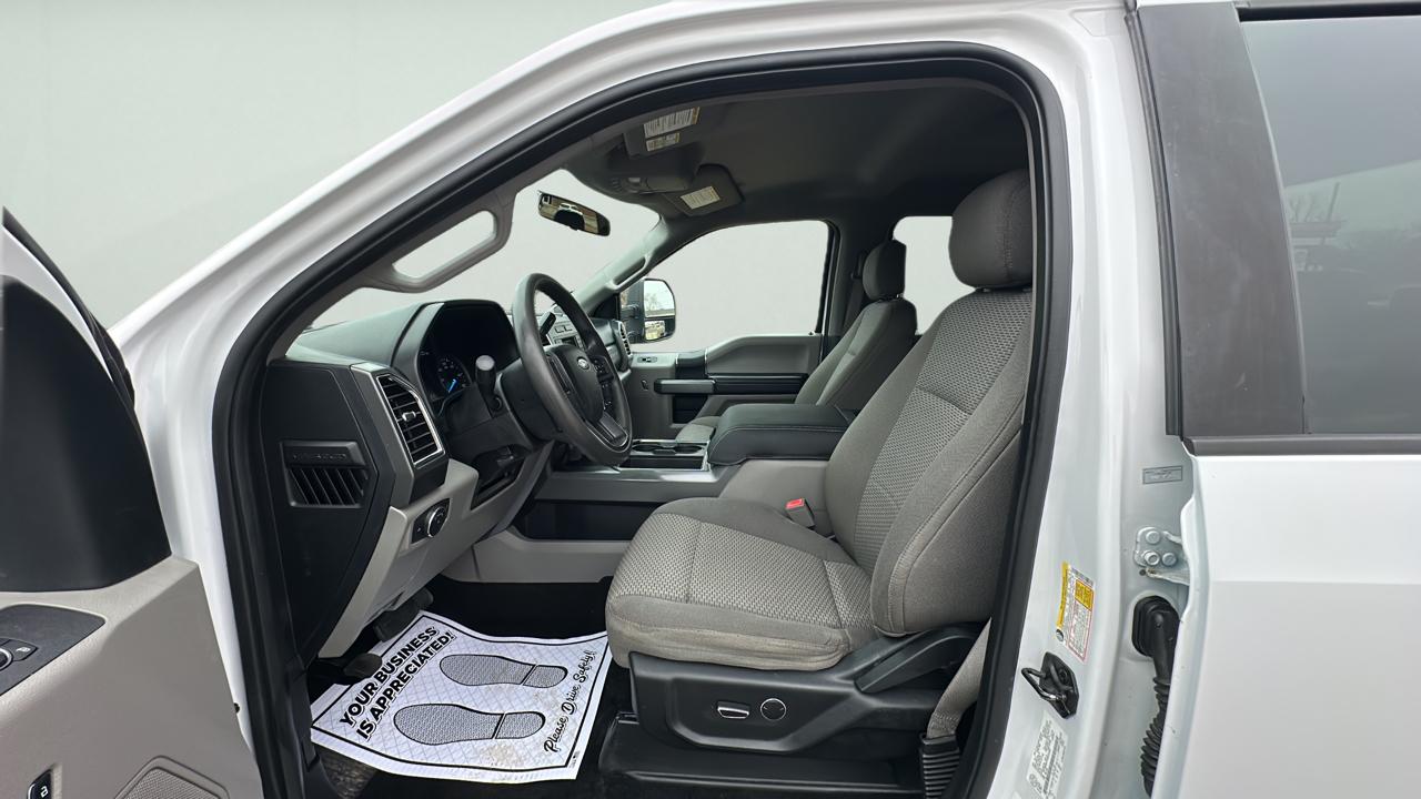 Ford F-250 SD XLT Crew Cab Long Bed 4WD 2017