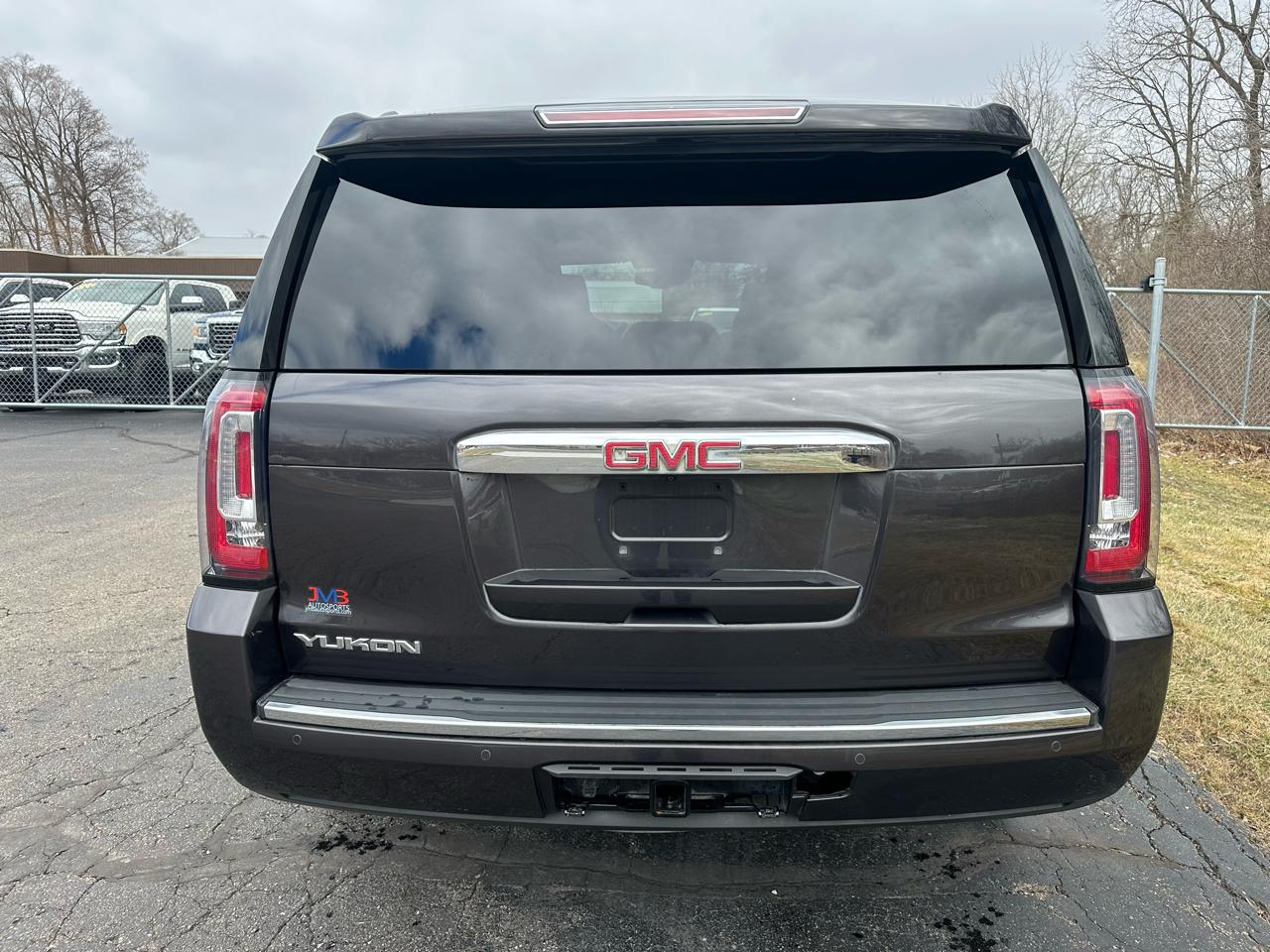 GMC Yukon Denali 4WD 2016