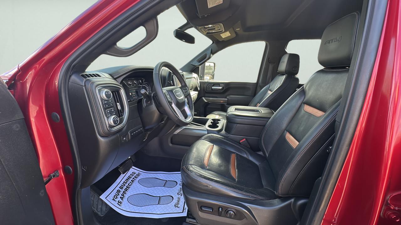 GMC Sierra 2500HD AT4 Crew Cab 4WD 2020