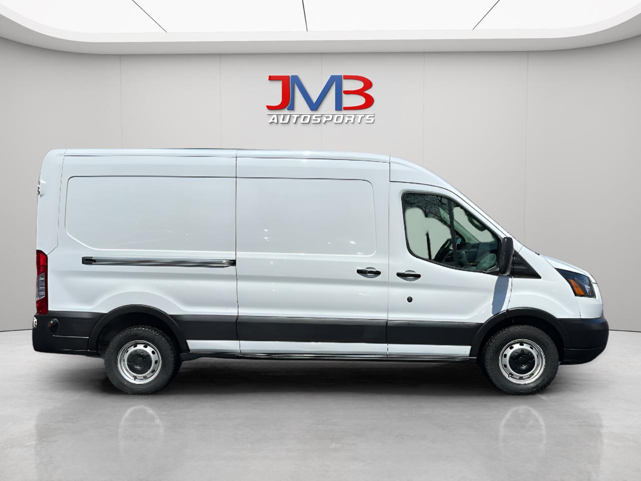 Ford Transit 350 Van Med. Roof w/Sliding Pass. 148-in. WB 2019