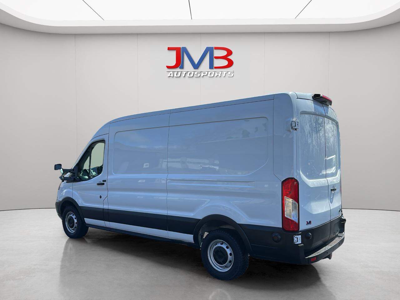 Ford Transit 350 Van Med. Roof w/Sliding Pass. 148-in. WB 2019