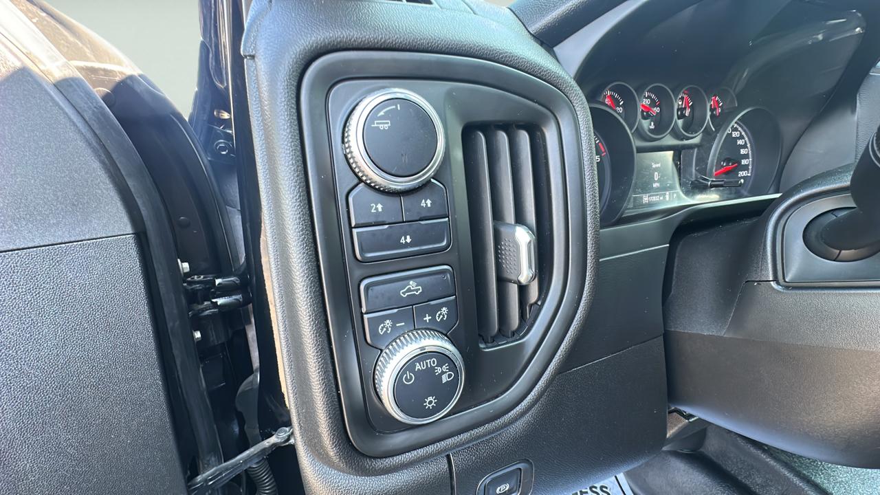 GMC Sierra 2500HD Base Crew Cab Long Box 4WD 2020