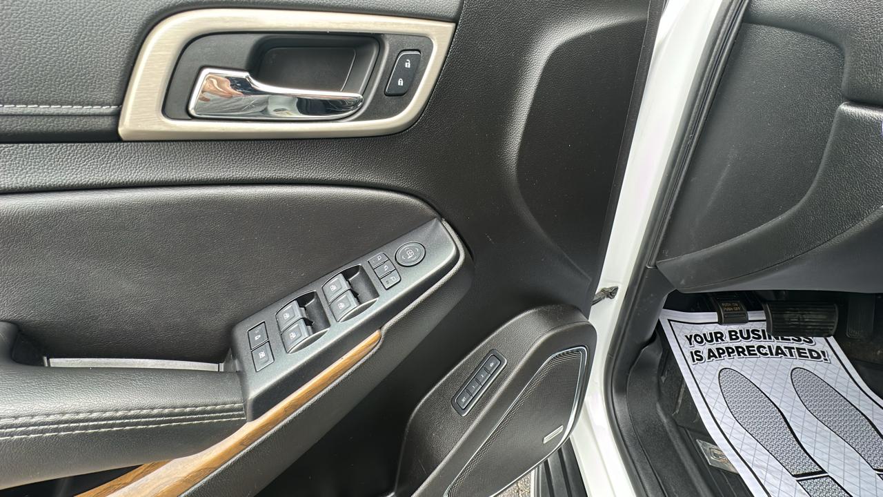 GMC Yukon XL Denali 4WD 2020