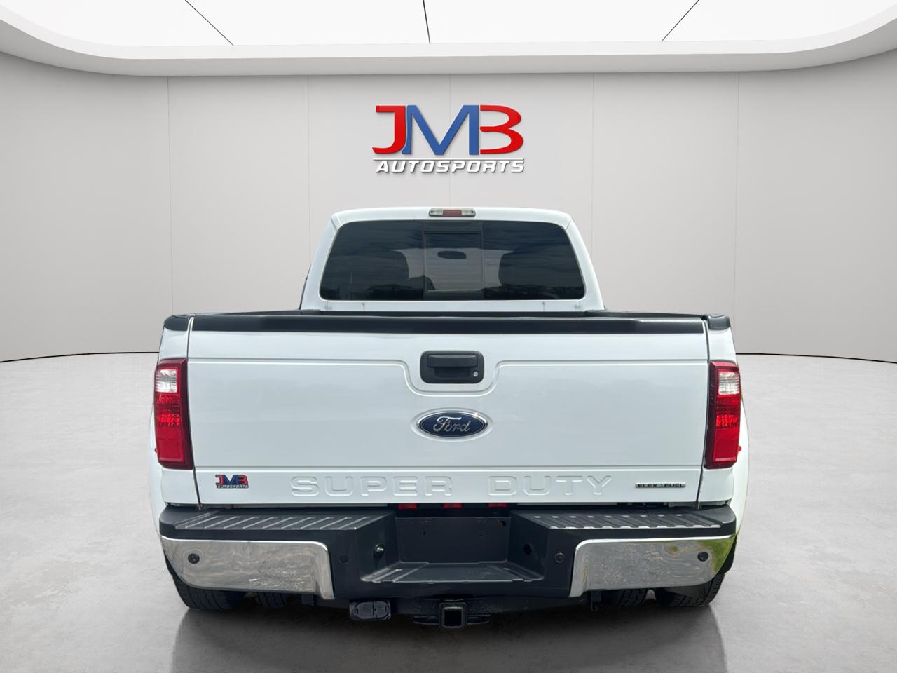 Ford F-350 SD XLT Crew Cab Long Bed DRW 4WD 2015