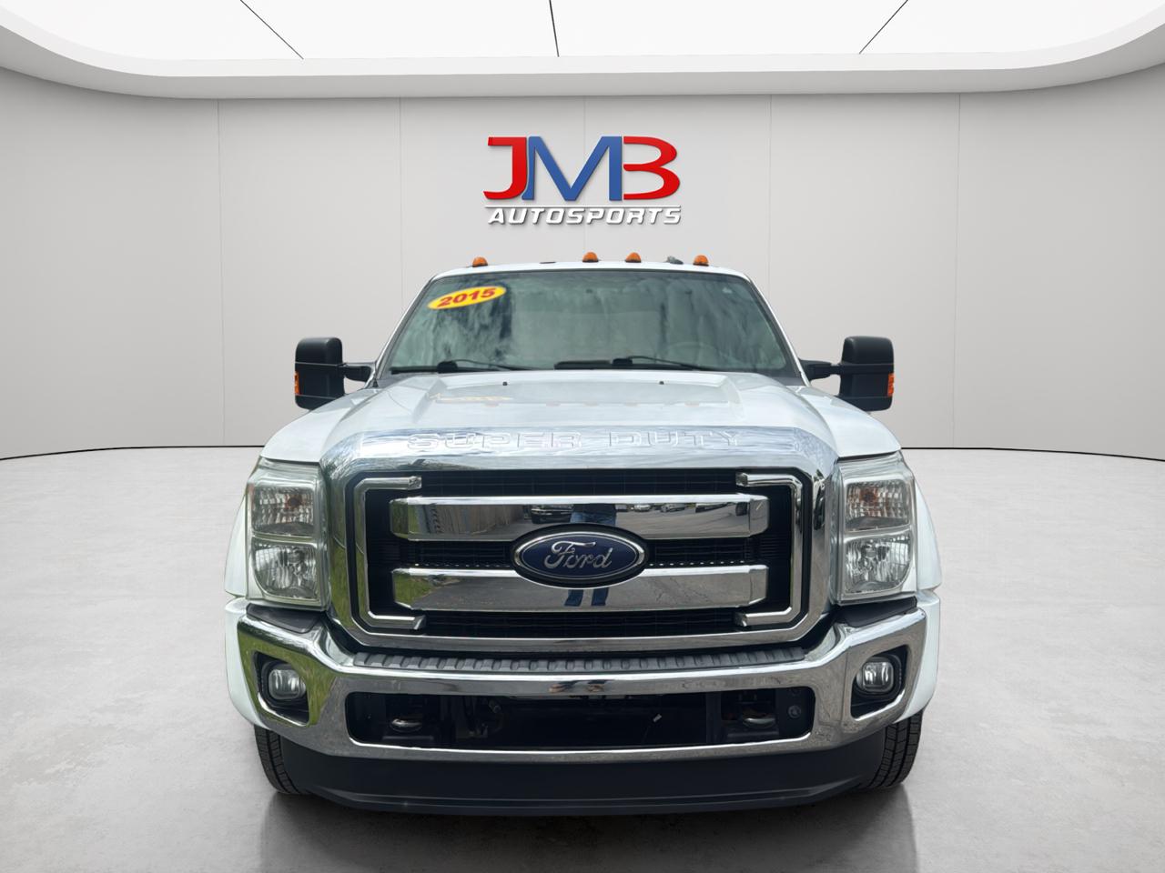 Ford F-350 SD XLT Crew Cab Long Bed DRW 4WD 2015