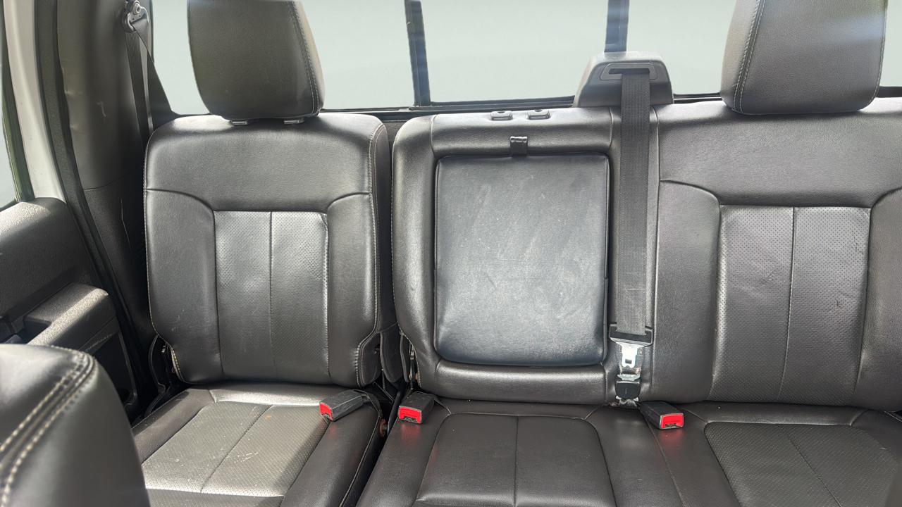 Ford F-350 SD XLT Crew Cab Long Bed DRW 4WD 2015
