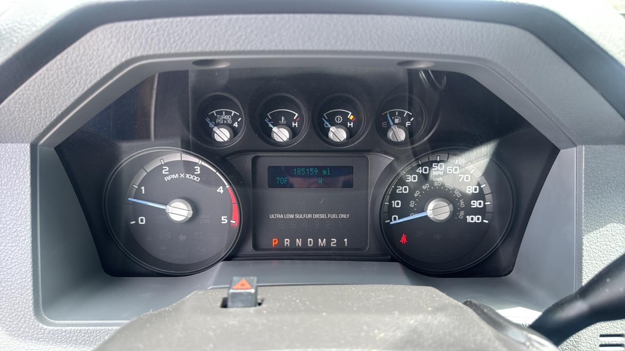 Ford F-350 SD XLT Crew Cab Long Bed DRW 4WD 2015