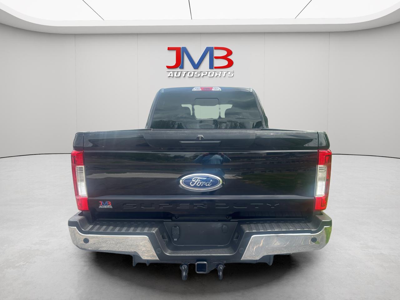 Ford F-250 SD XLT Crew Cab 4WD 2017