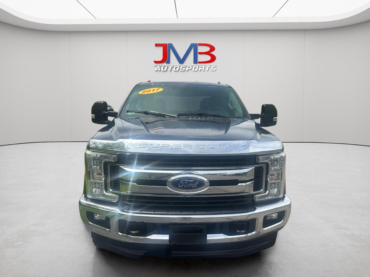Ford F-250 SD XLT Crew Cab 4WD 2017