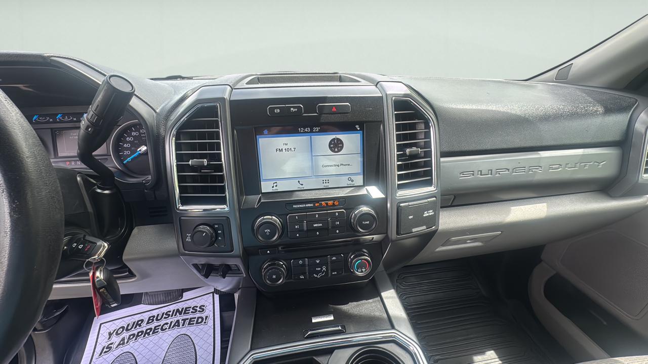 Ford F-250 SD XLT Crew Cab 4WD 2017
