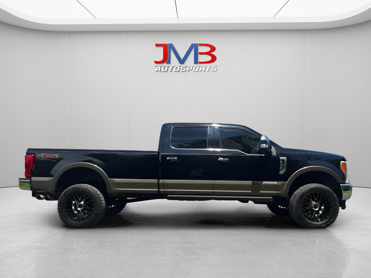 Ford F-350 SD King Ranch Crew Cab 4WD 2017