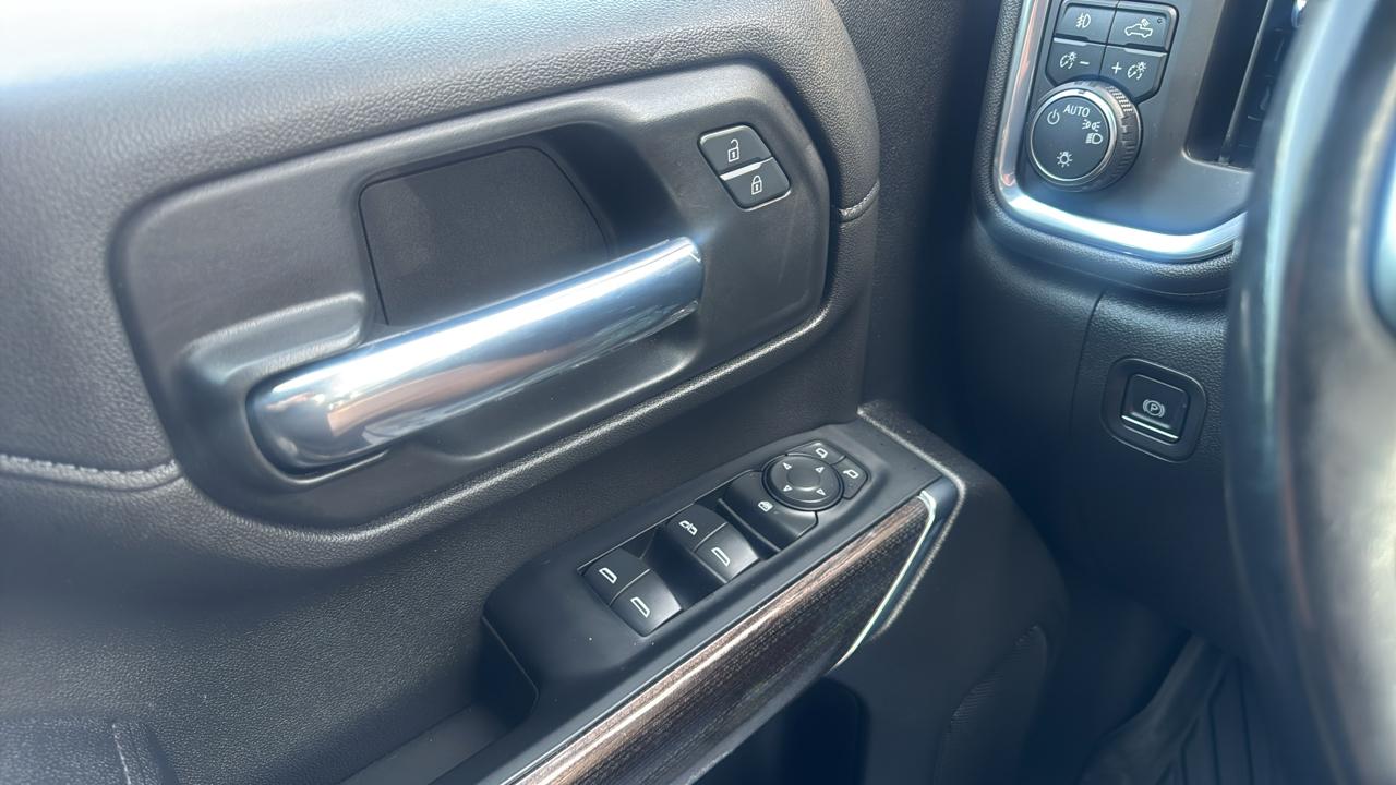 Chevrolet Silverado 2500HD 4WD Crew Cab 159" LT 2023