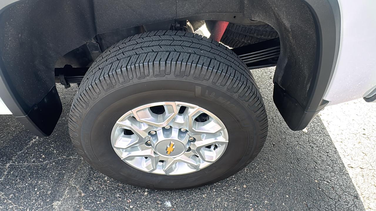 Chevrolet Silverado 2500HD 4WD Crew Cab 159" LT 2023