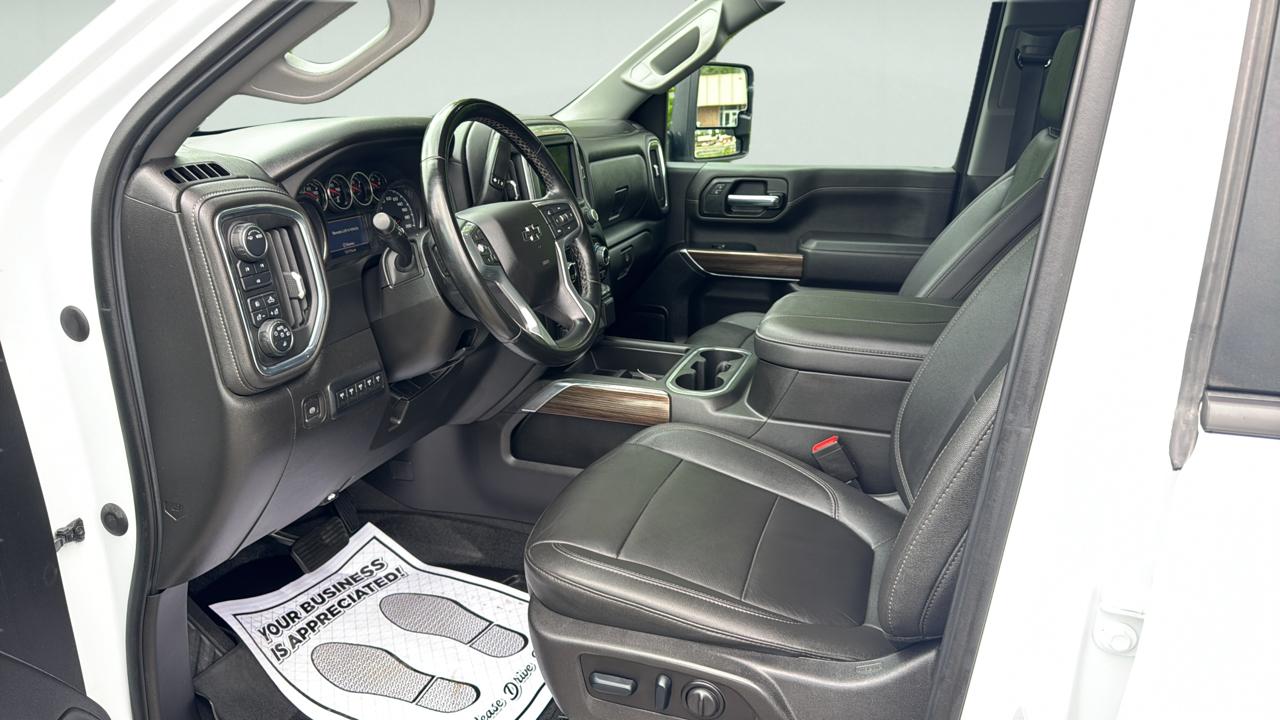 Chevrolet Silverado 2500HD 4WD Crew Cab 159" LT 2023