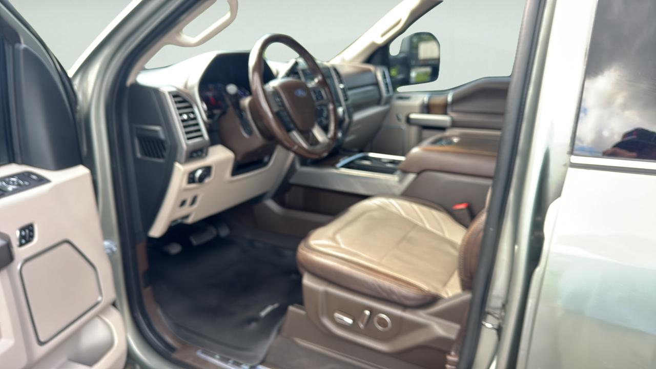 Ford F-250 SD Limited Crew Cab 4WD 2019