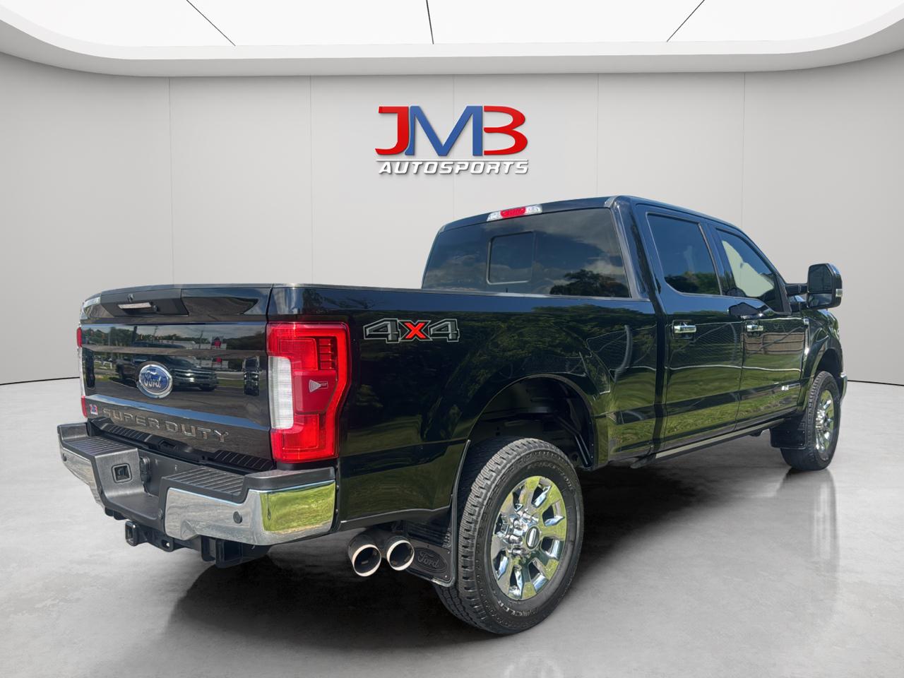 Ford F-250 SD Lariat Crew Cab Short Bed 4WD 2018