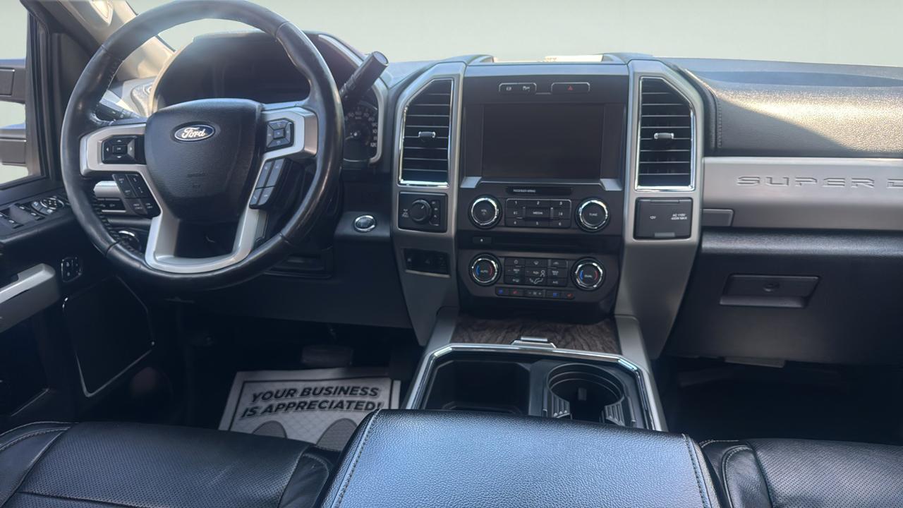 Ford F-250 SD Lariat Crew Cab Short Bed 4WD 2018